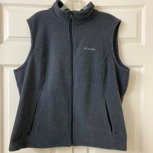 Columbia Vest!!